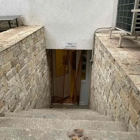 Апартаменты 27 юли *