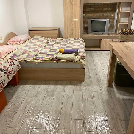 Apartment 27 юли *
