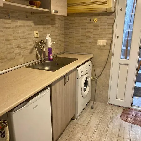 Apartment 27 юли *